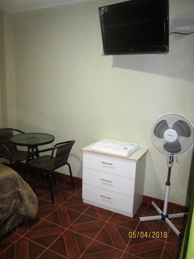 Hostal Caprichos 후아초 외부 사진