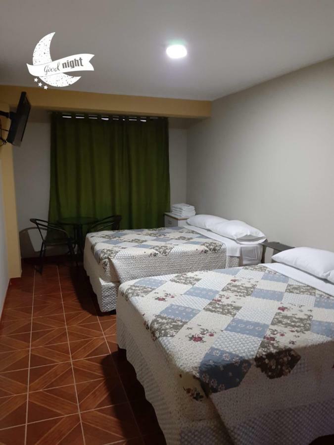 Hostal Caprichos 후아초 외부 사진