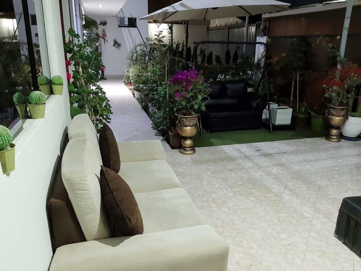Hostal Caprichos 후아초 외부 사진
