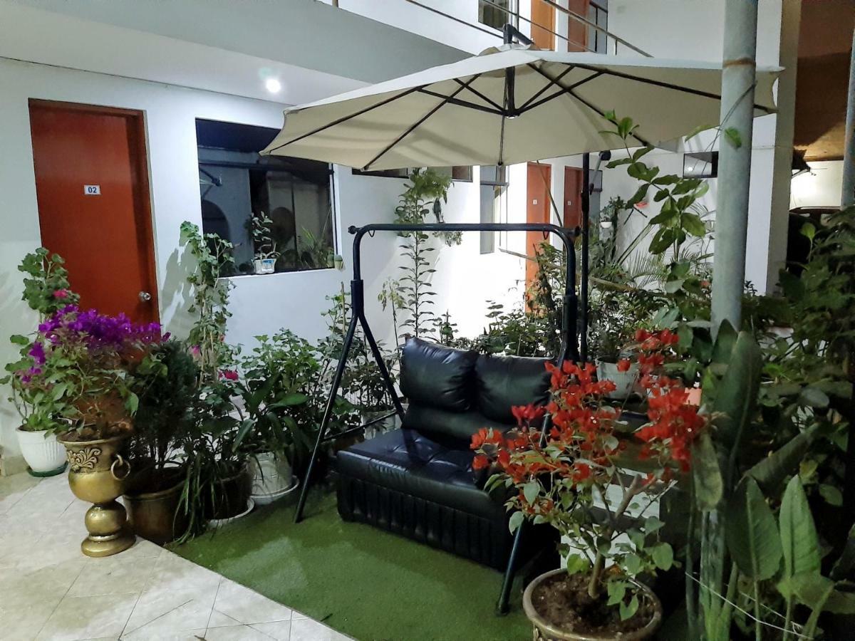 Hostal Caprichos 후아초 외부 사진