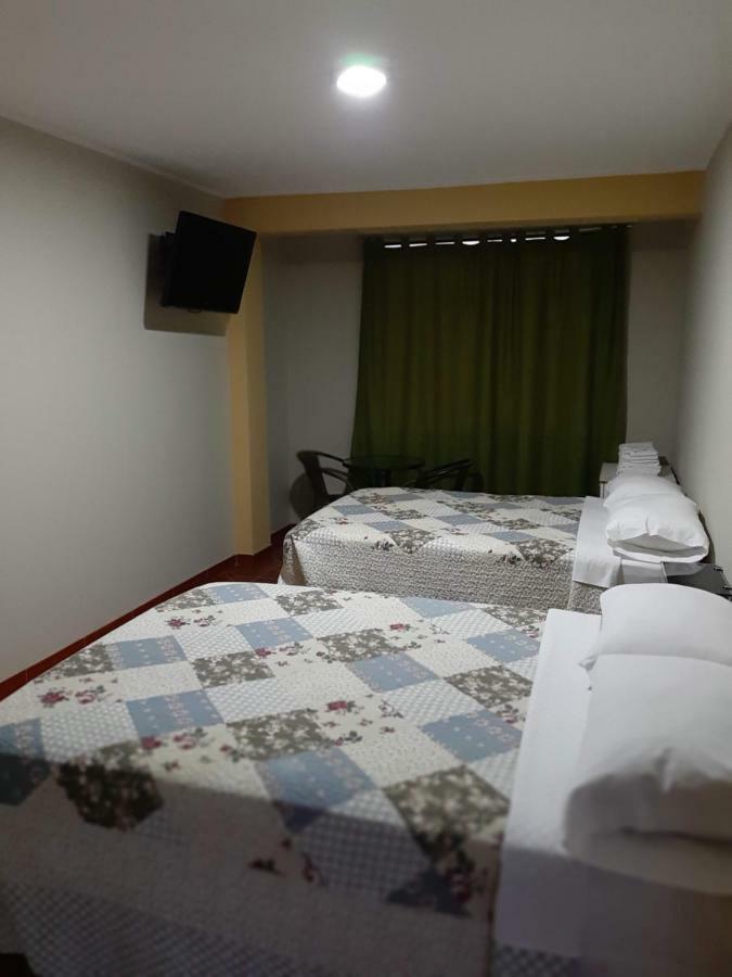 Hostal Caprichos 후아초 외부 사진